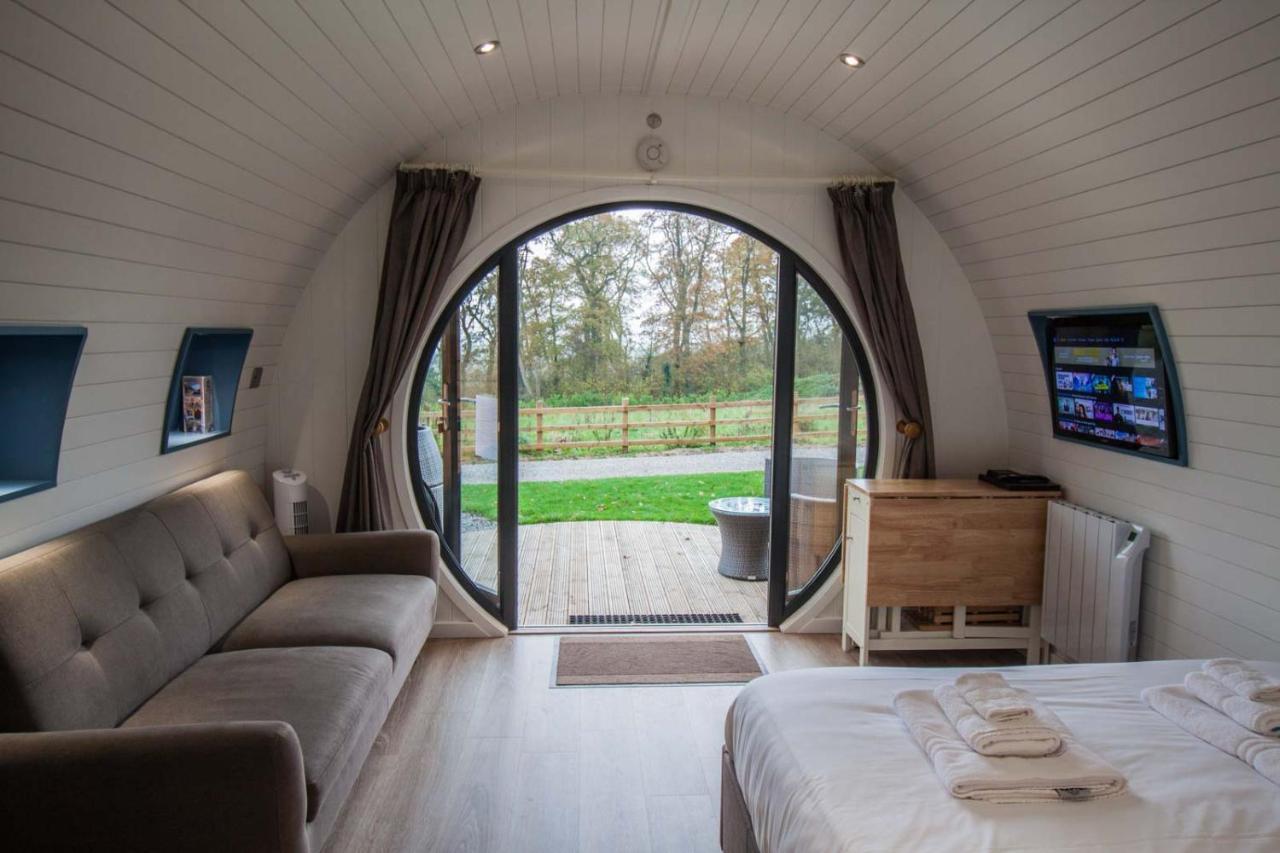 Готель High Oaks Grange - Glamping Пікерінг Екстер'єр фото